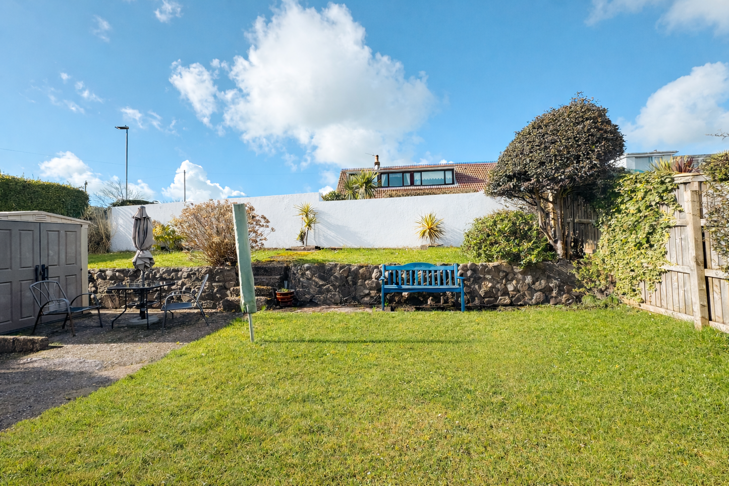 West cross - Sea Views, Modern, West Cross, Close to Mumbles, Sleeps x5