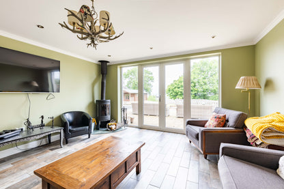 Llanrhidian - Boutique Style Hotel sleeps x15, Gower Peninsula