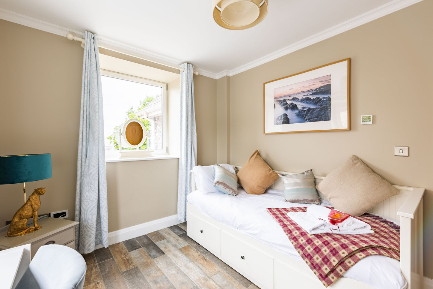 Llanrhidian - Boutique Style Hotel sleeps x15, Gower Peninsula