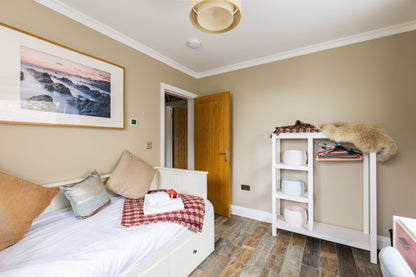 Llanrhidian - Boutique Style Hotel sleeps x15, Gower Peninsula