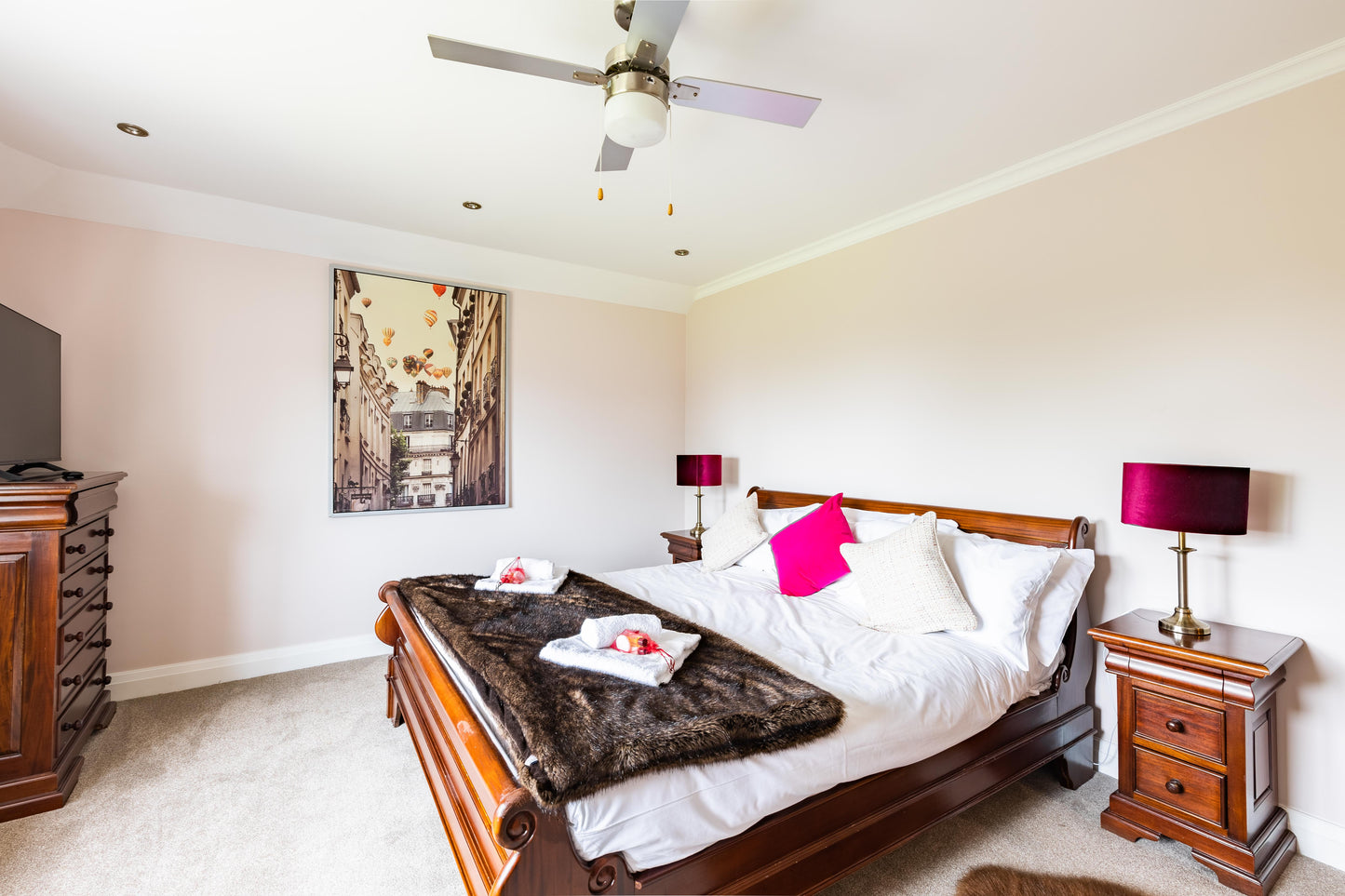 Llanrhidian - Boutique Style Hotel sleeps x15, Gower Peninsula