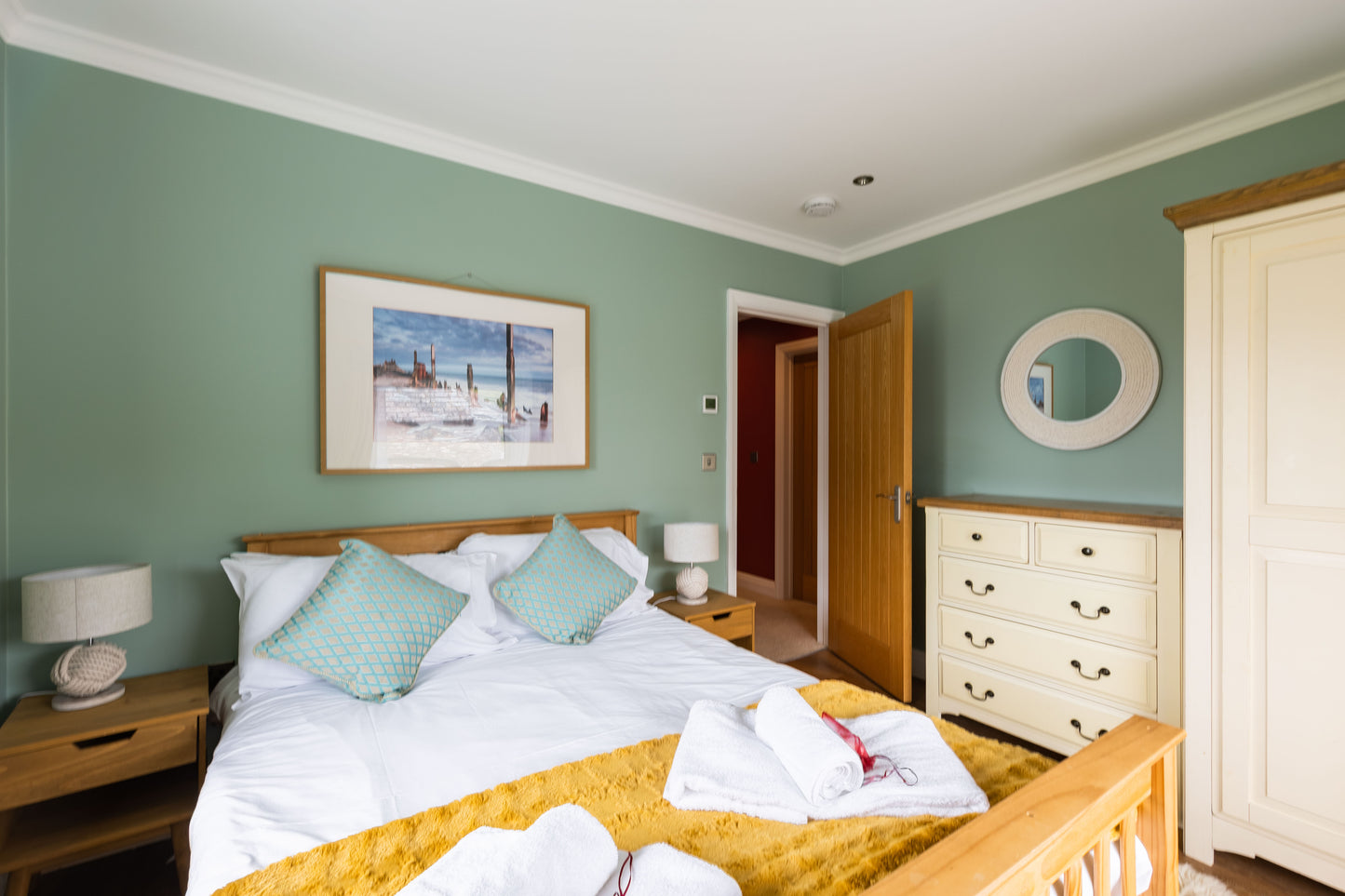 Llanrhidian - Boutique Style Hotel sleeps x15, Gower Peninsula