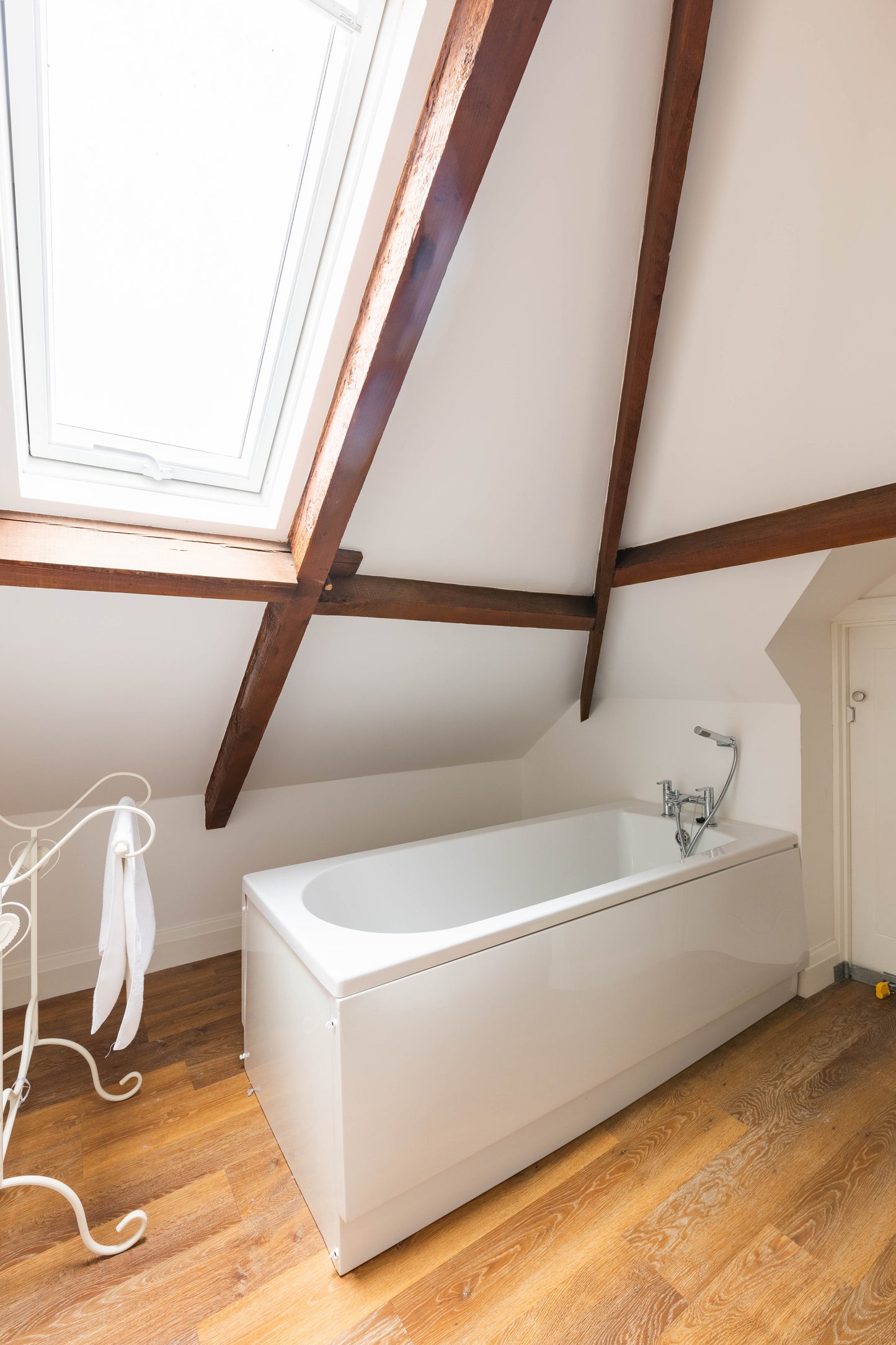 Llanrhidian - Boutique Style Hotel sleeps x15, Gower Peninsula