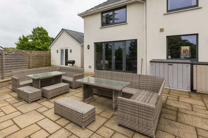 Llanrhidian - Boutique Style Hotel sleeps x15, Gower Peninsula