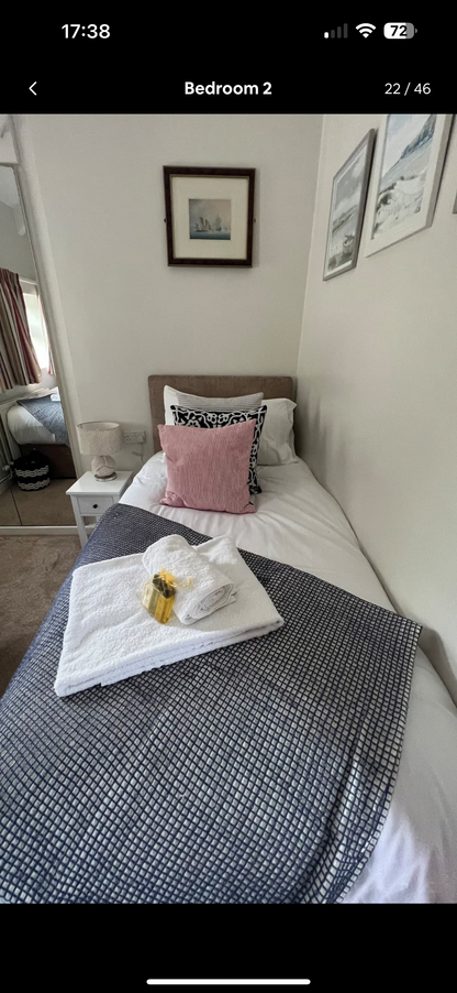 Llanrhidian - Sleeps x20, Hot tub, Ideal for families