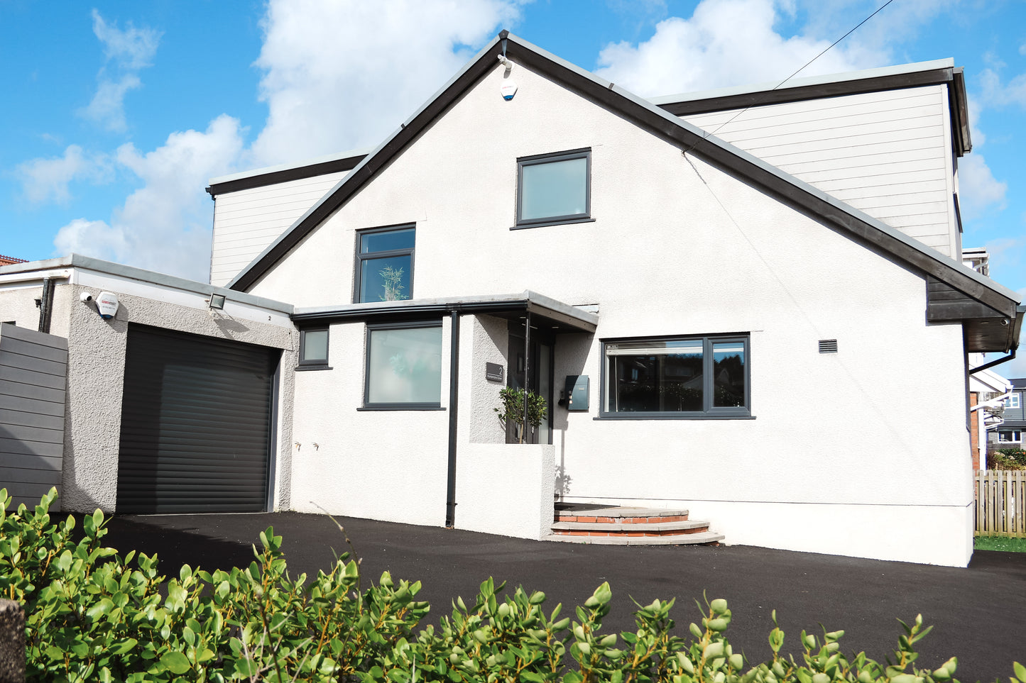 Sea Views, Modern, West Cross, Close to Mumbles, Sleeps x5