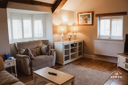 Sketty Green Lodge - Singleton Park. Sleeps x 3.