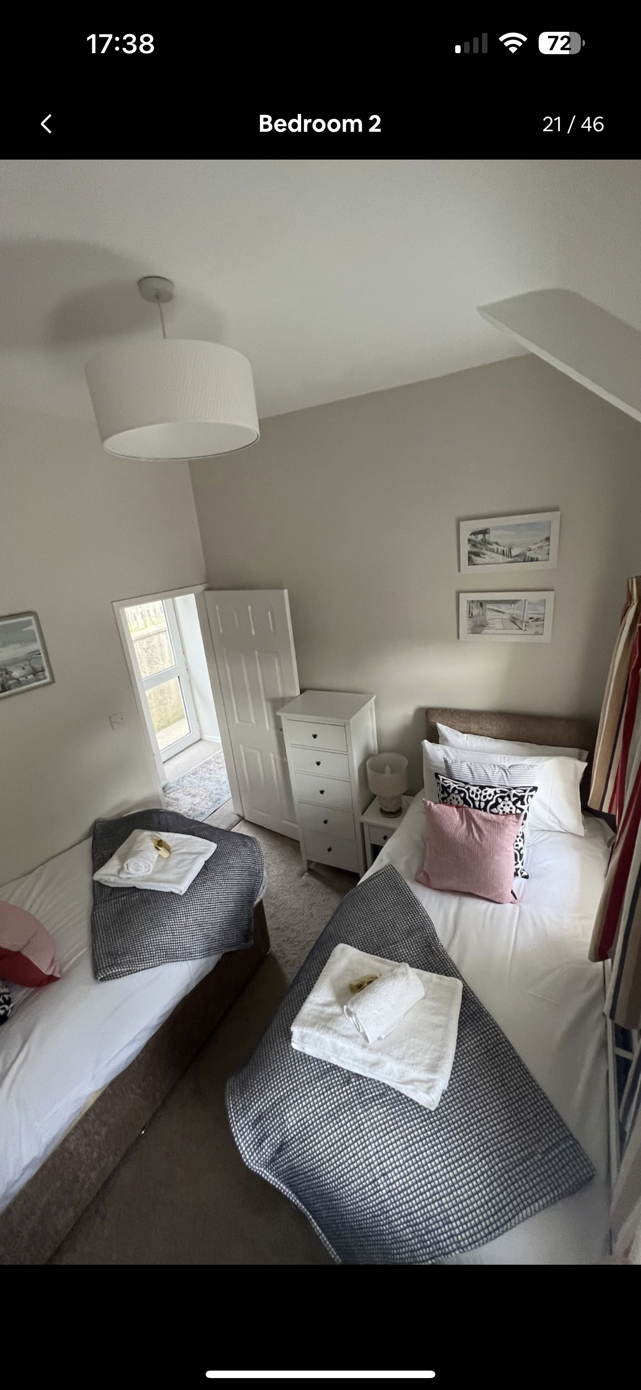 Llanrhidian - Sleeps x20, Hot tub, Ideal for families