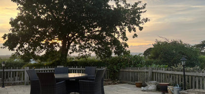 Llanrhidian - Sleeps x20, Hot tub, Ideal for families