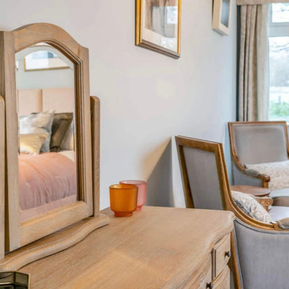 Llanrhidian - Sleeps x20, Hot tub, Ideal for families