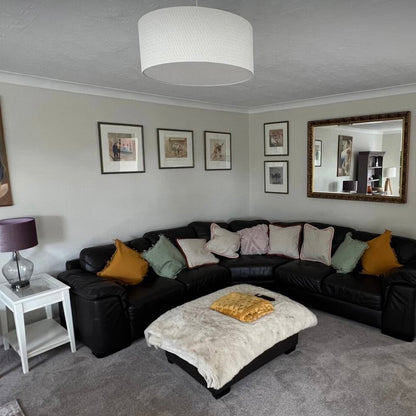 Llanrhidian - Sleeps x20, Hot tub, Ideal for families