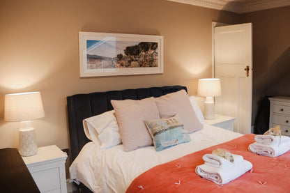 Mumbles - Gower Place, Sleeps x8, Central with parking