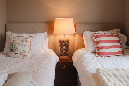 Mumbles - Gower Place, Sleeps x8, Central with parking