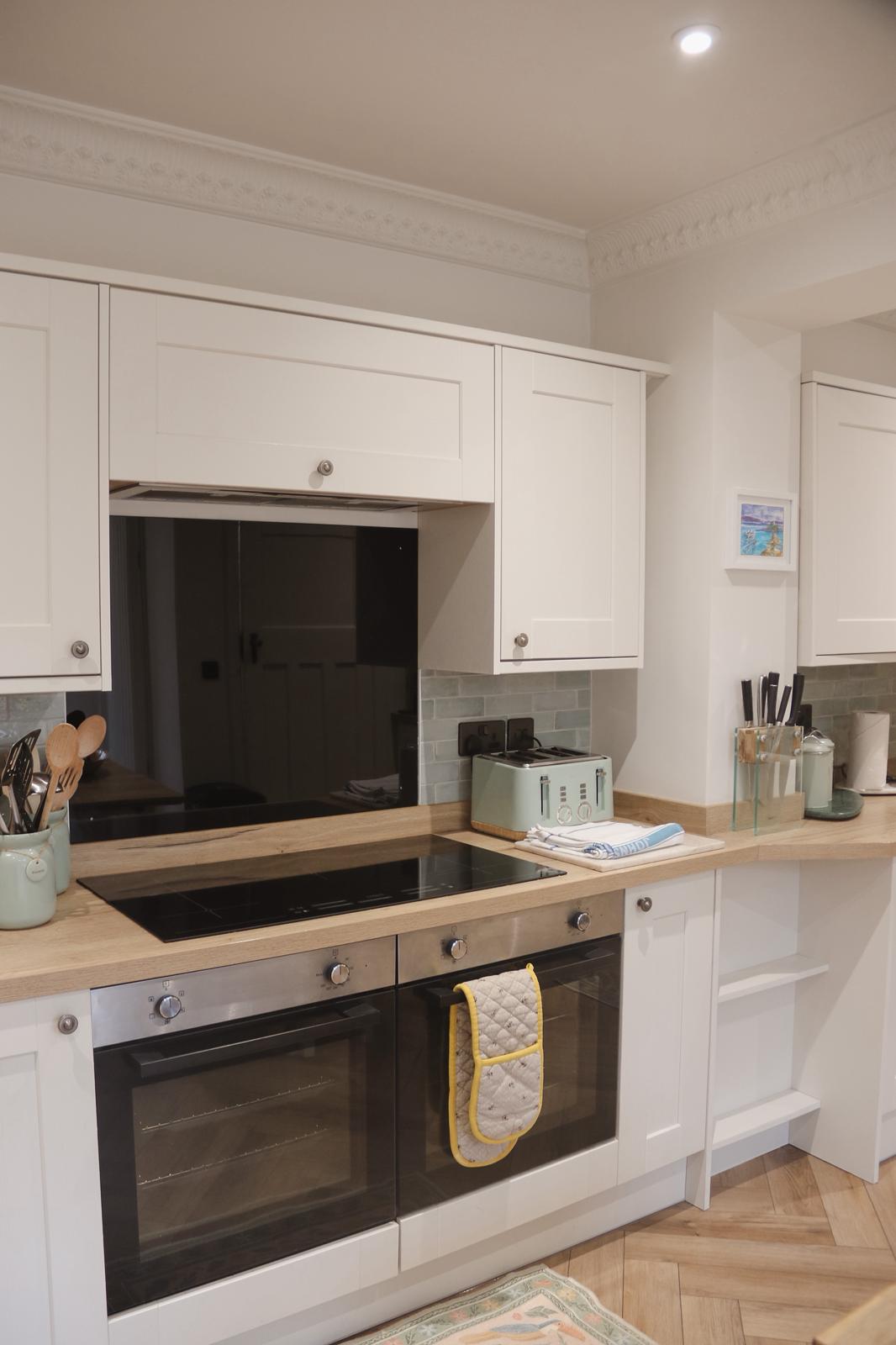 Mumbles - Gower Place, Sleeps x8, Central with parking