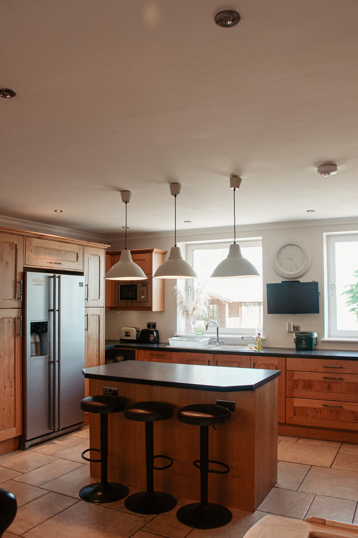 Llanrhidian - Boutique Style Hotel sleeps x15, Gower Peninsula
