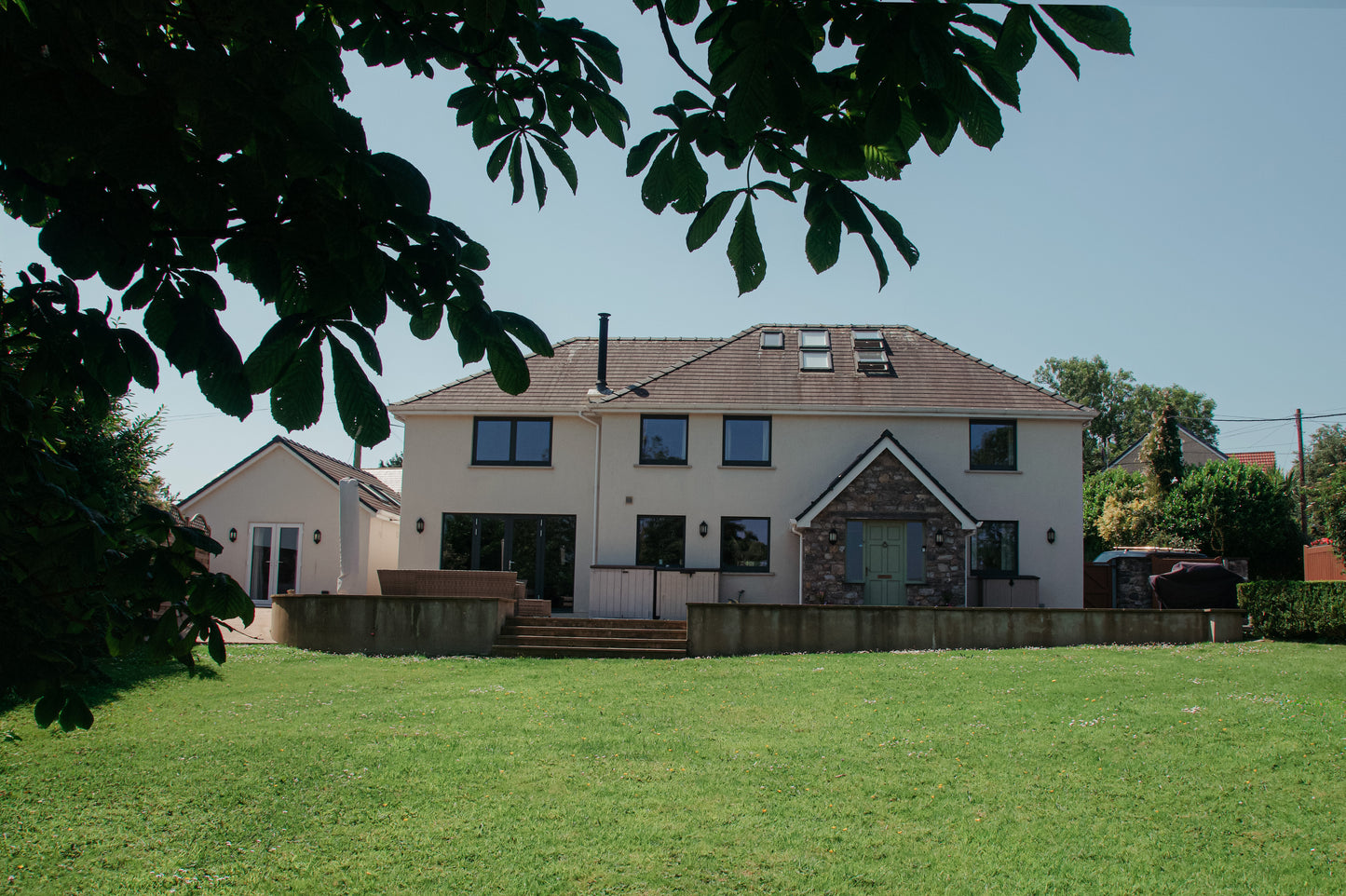Llanrhidian - Boutique Style Hotel sleeps x15, Gower Peninsula