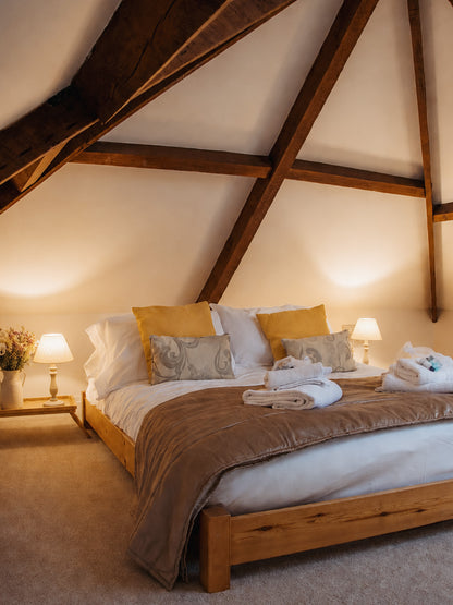 Llanrhidian - Boutique Style Hotel sleeps x15, Gower Peninsula
