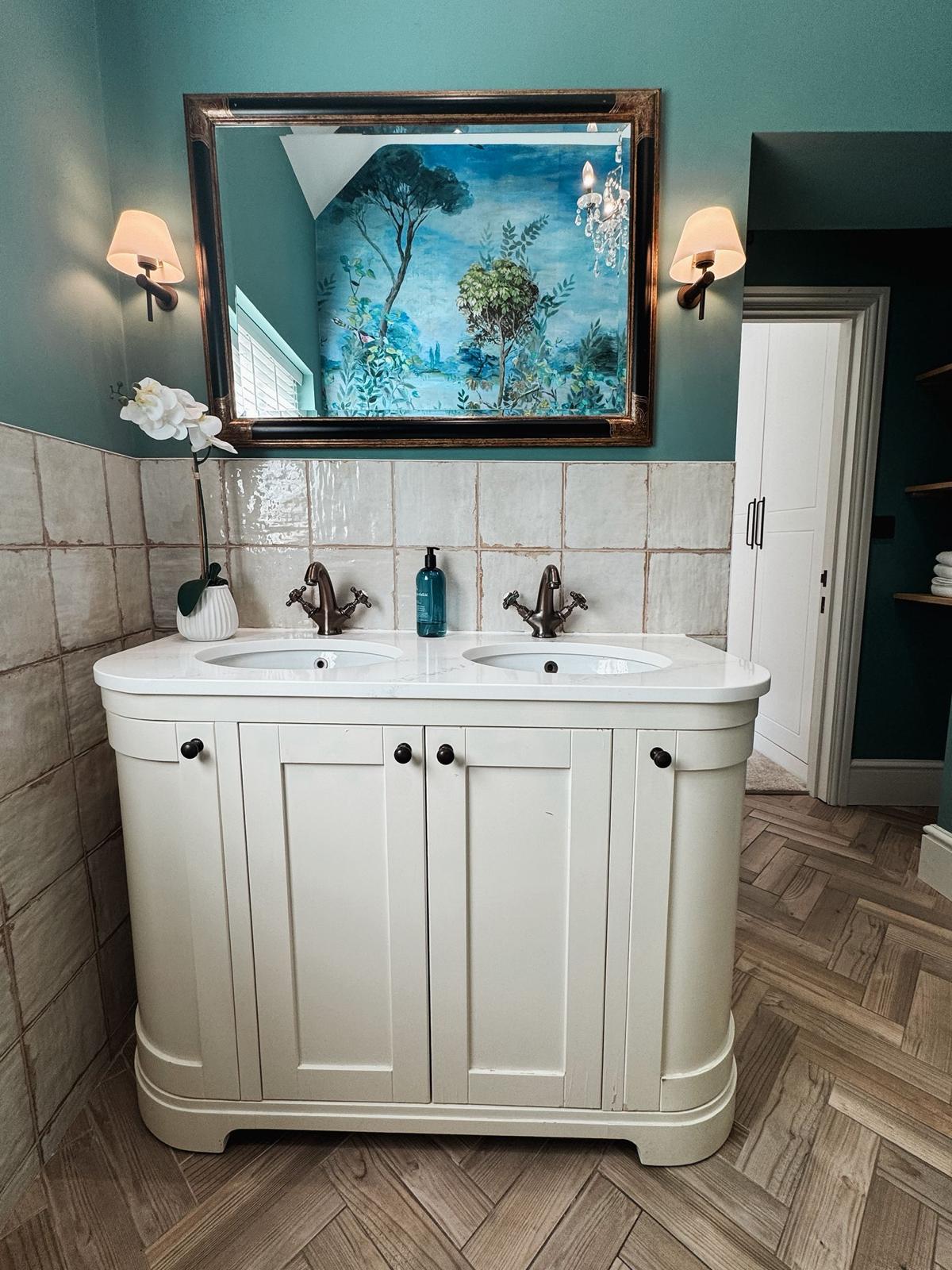 Luxury Retreat, Outdoor Pool, Mumbles, Sleeps x14