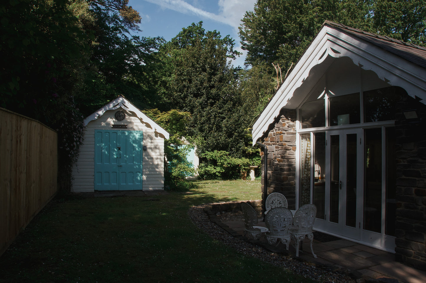 Sketty Green Lodge - Singleton Park. Sleeps x 3.
