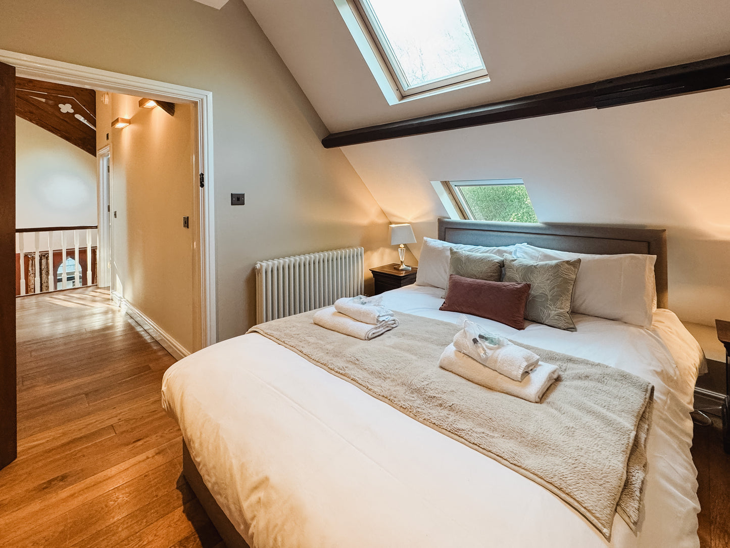 Mumbles - Oystermouth Chapel, Sleeps x6